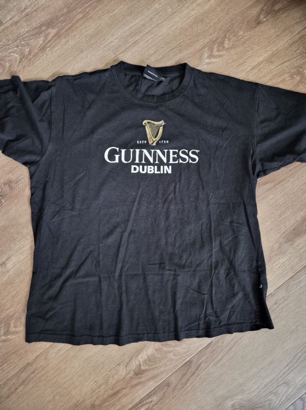 Guinness Black T‑Shirt with Gold Harp and White Logo XL